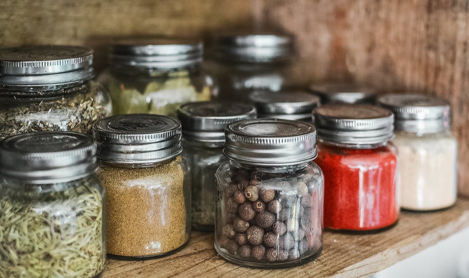 flavoring; flavouring; spices — 香料