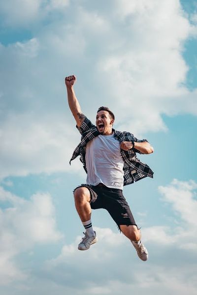 passion; enthusiasm; zeal — 情熱