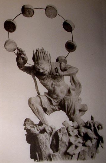 God; god — 神様